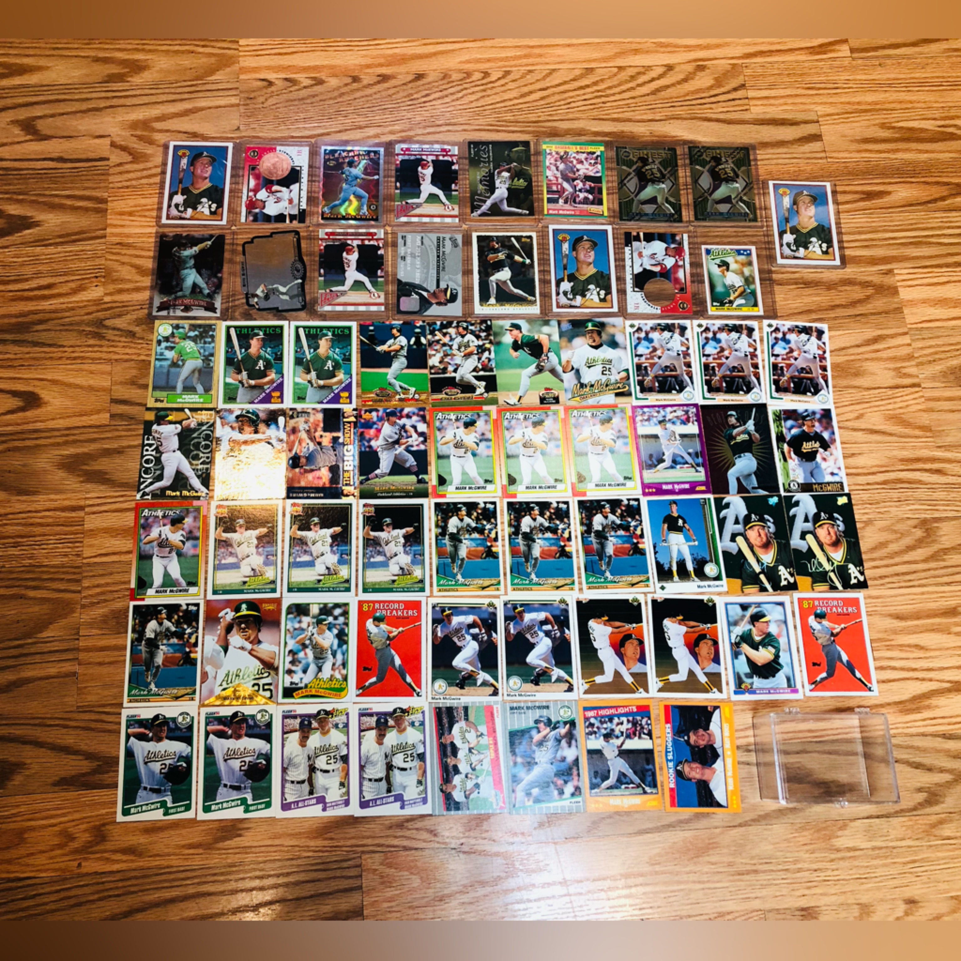 65 Mark Mcguire Rare Valuable Collectible Baseball Card Collection Lot Unsorted